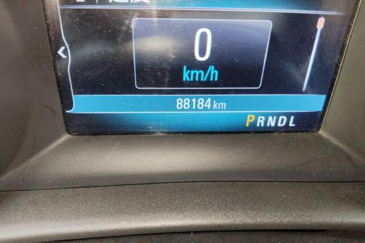 Used Buick Verano 2018 Sedan 15S Automatic Leading Model Odometer Close Up