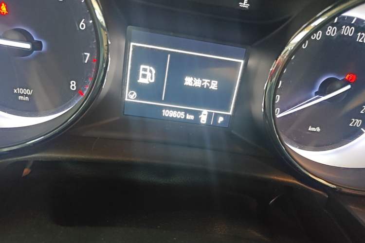 Used Buick Verano 2018 Sedan 15S Automatic Entry Model Odometer Close Up
