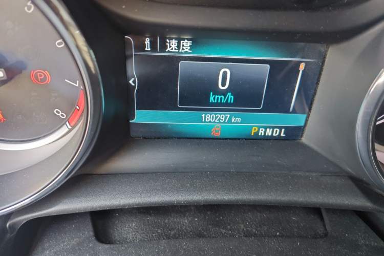 Used Buick Verano 2018 Sedan 15S Automatic Leading Model Odometer Close Up
