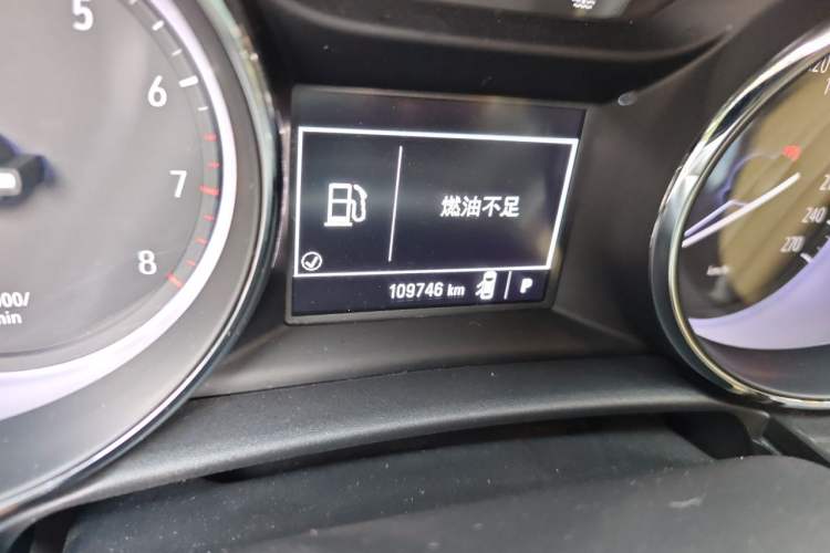 Used Buick Verano 2018 Sedan 15S Automatic Entry Model Odometer Close Up