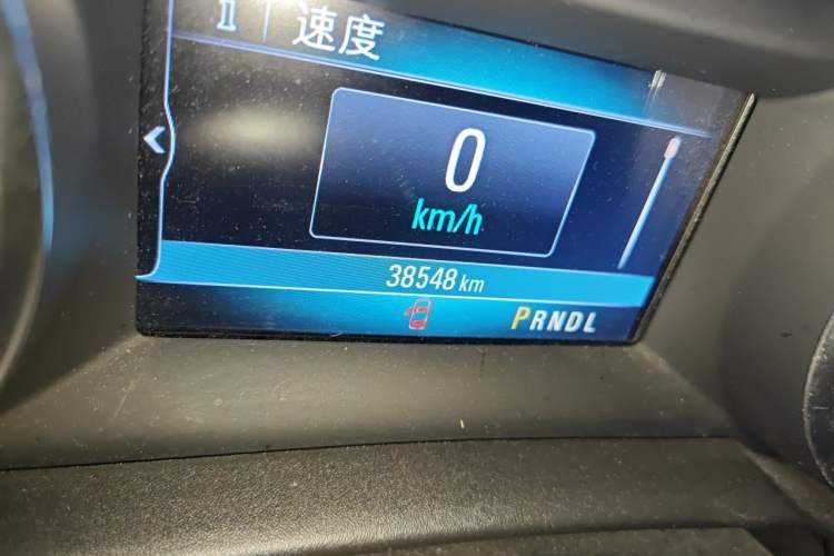 Used Buick Verano 2018 Sedan 15S Automatic Leading Model Odometer Close Up