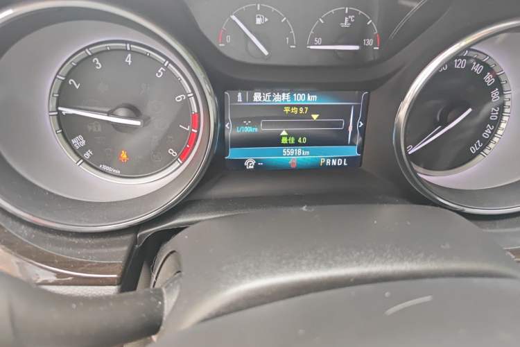 Used Buick Verano 2018 Sedan 15S Automatic Leading Model Odometer Close Up