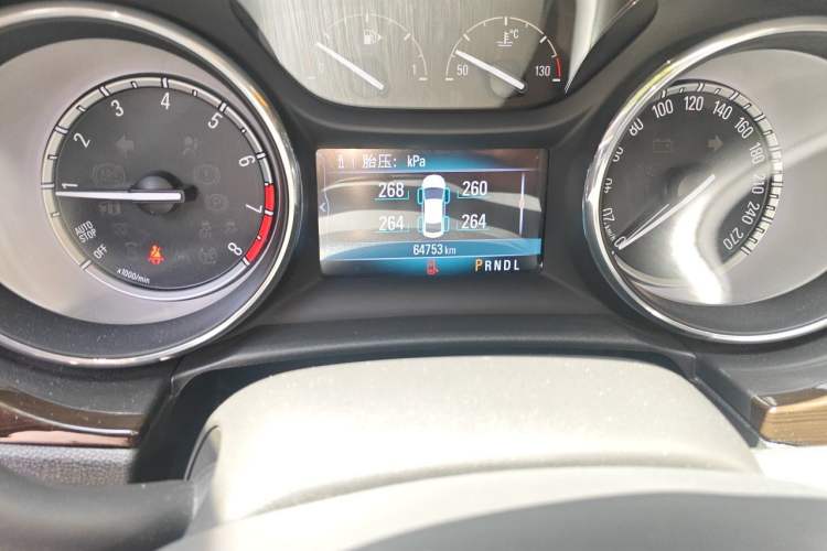 Used Buick Verano 2018 Sedan 15S Automatic Entry Model Odometer Close Up