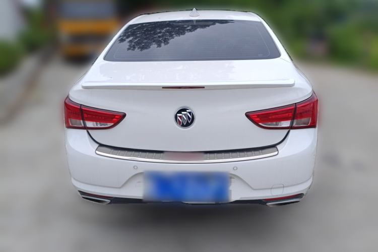 Used Buick Verano 2018 Sedan 20T Dual-Clutch Leading Model Rear
