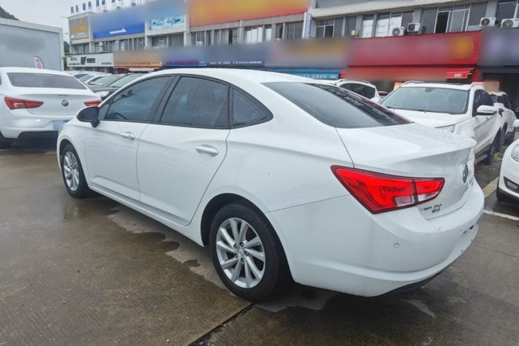 Used Buick Verano 2018 Sedan 15S Automatic Leading Model Rear Left 45 Deg
