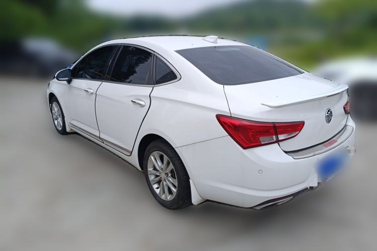 Used Buick Verano 2018 Sedan 20T Dual-Clutch Leading Model Rear Left 45 Deg