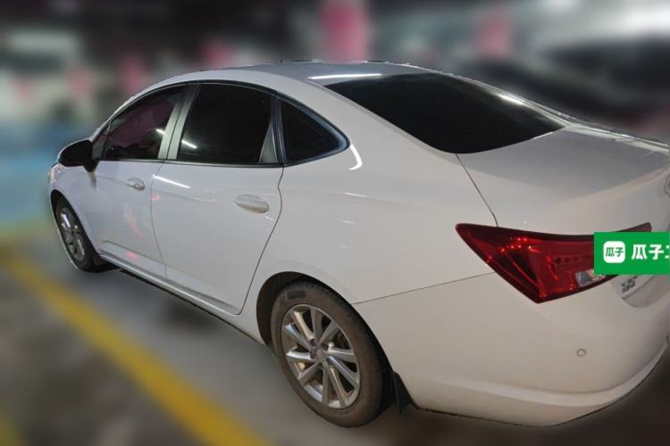 Used Buick Verano 2018 Sedan 15S Automatic Leading Model Rear Left 45 Deg