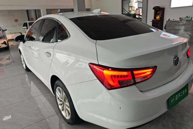 Used Buick Verano 2018 Sedan 20T Dual-Clutch Leading Model Rear Left 45 Deg