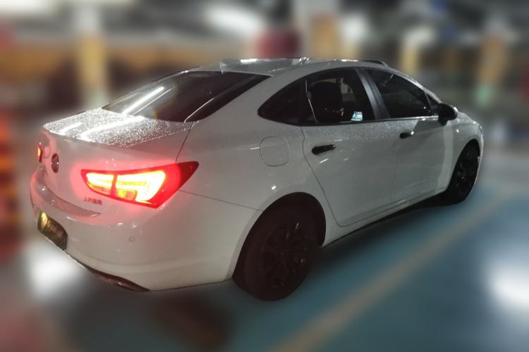 Used Buick Verano 2018 Sedan 20T Dual-Clutch Leading Model Rear Right 45 Deg