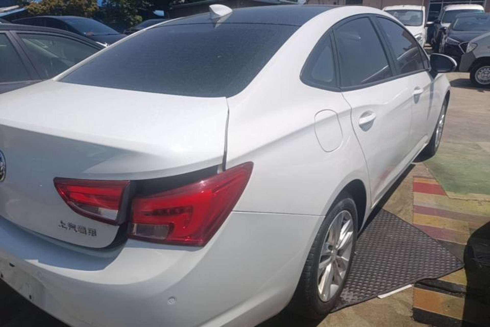 Used Buick Verano 2018 Sedan 20T Dual-Clutch Leading Model Rear Right 45 Deg