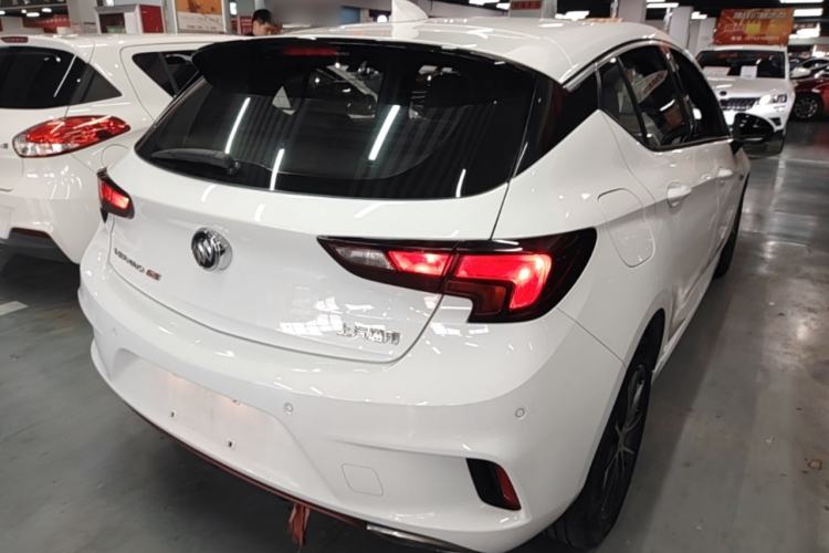 Used Buick Verano 2018 Hatchback GS 20T Dual-Clutch Leading Model Rear Right 45 Deg