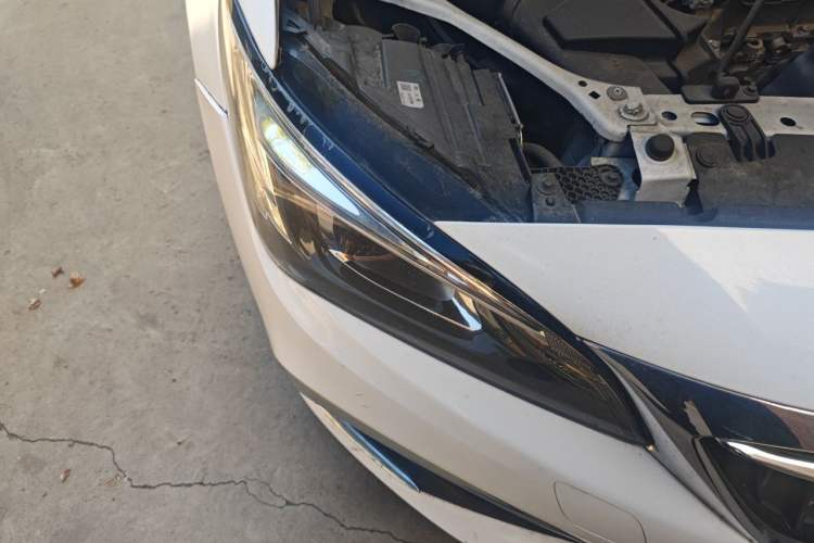 Used Buick Verano 2018 Sedan 15S Automatic Entry Model Right Front Headlight