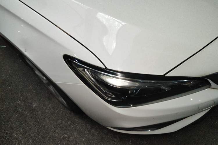 Used Buick Verano 2018 Sedan 15S Automatic Leading Model Right Front Headlight