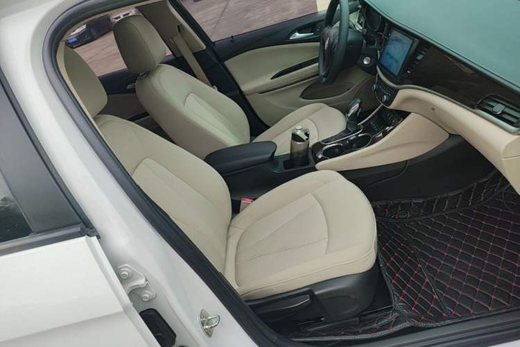 Used Buick Verano 2018 Sedan 15S Automatic Entry Model Right Front Seat