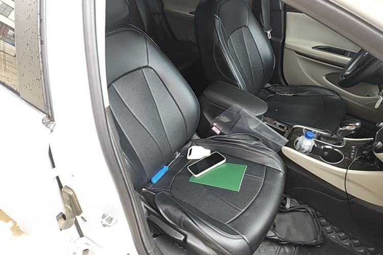 Used Buick Verano 2018 Sedan 15S Automatic Leading Model Right Front Seat
