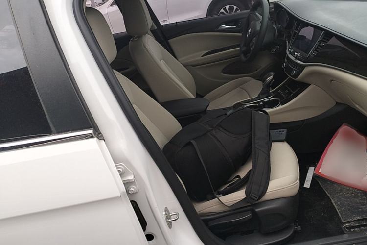 Used Buick Verano 2018 Sedan 15S Automatic Entry Model Right Front Seat