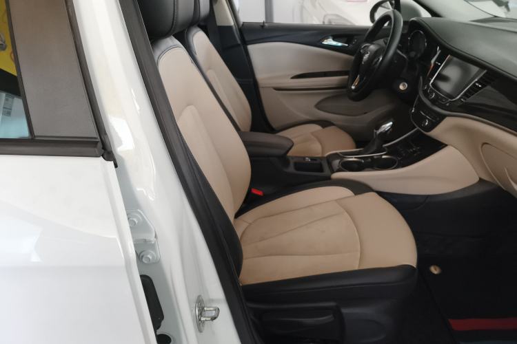 Used Buick Verano 2018 Sedan 15S Automatic Leading Model Right Front Seat