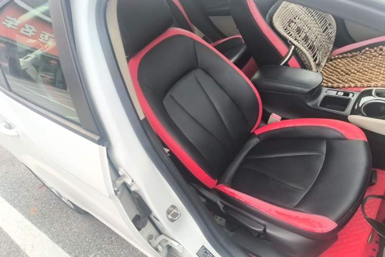 Used Buick Verano 2018 Sedan 15S Automatic Entry Model Right Front Seat
