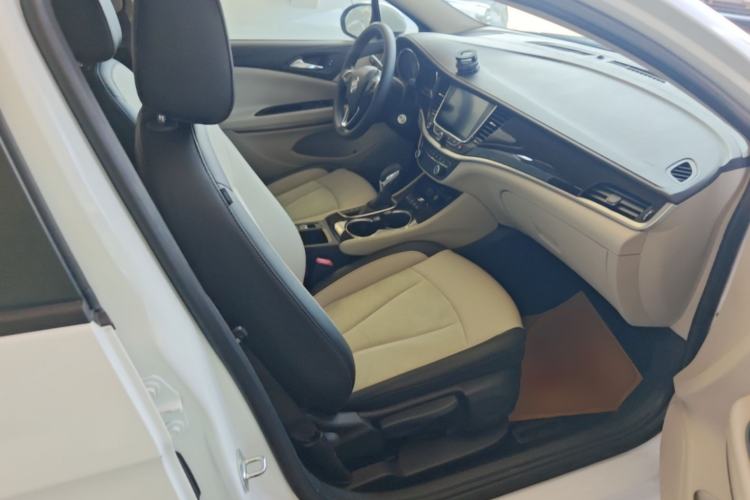 Used Buick Verano 2018 Sedan 15S Automatic Leading Model Right Front Seat