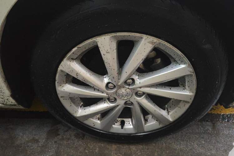 Used Buick Verano 2018 Sedan 15S Automatic Leading Model Right Front Wheel Hub