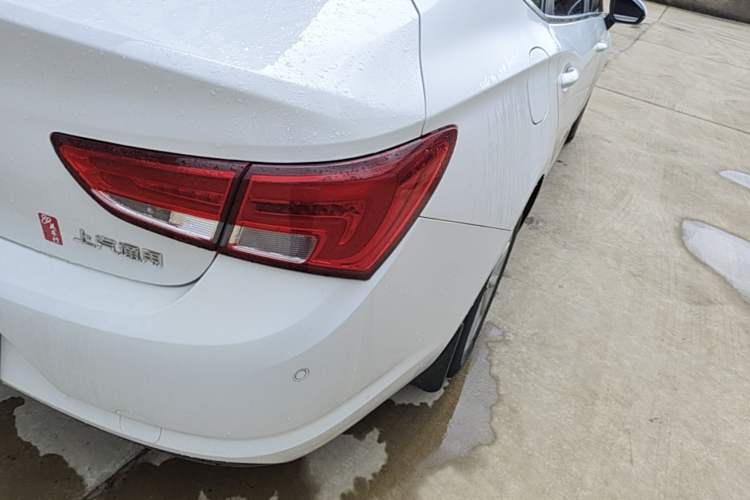 Used Buick Verano 2018 Sedan 15S Automatic Leading Model Right Rear Taillight