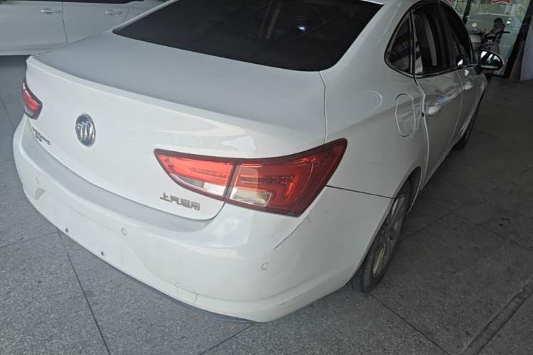 Used Buick Verano 2018 Sedan 15S Automatic Leading Model Right Rear Taillight