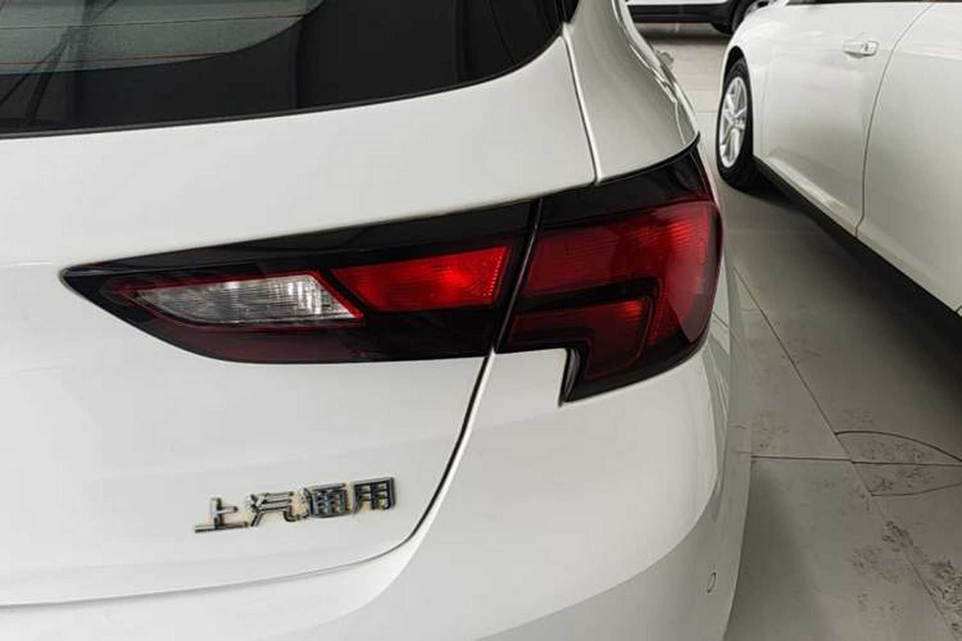 Used Buick Verano 2018 Hatchback 15S Automatic Ambition Model Right Rear Taillight
