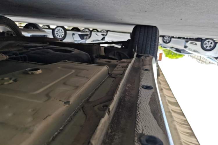 Used Buick Verano 2018 Sedan 15S Automatic Entry Model Right Side Sill