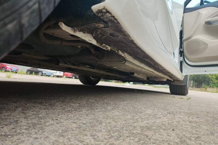 Used Buick Verano 2018 Sedan 15S Automatic Entry Model Right Side Sill