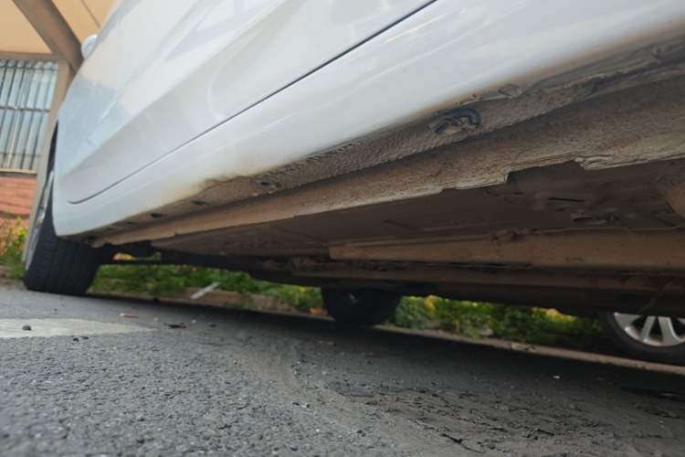 Used Buick Verano 2018 Sedan 15S Automatic Entry Model Right Side Sill