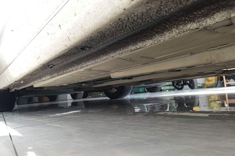 Used Buick Verano 2018 Sedan 15S Automatic Leading Model Right Side Sill