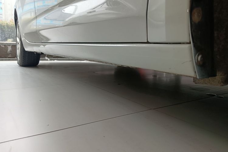Used Buick Verano 2018 Sedan 15S Automatic Entry Model Right Side Sill