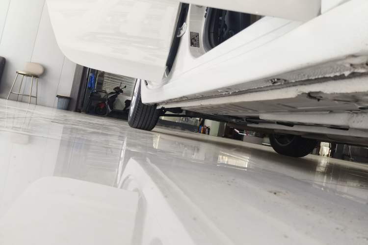 Used Buick Verano 2018 Sedan 15S Automatic Leading Model Right Side Sill