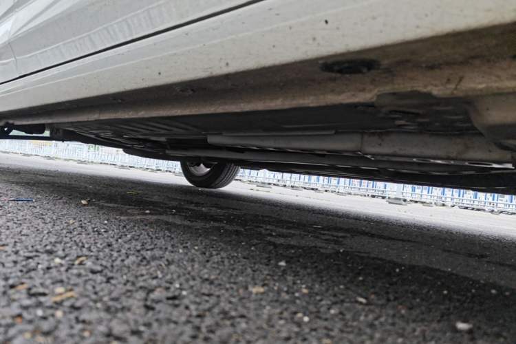 Used Buick Verano 2018 Sedan 15S Automatic Leading Model Right Side Sill