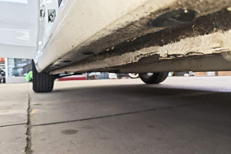 Used Buick Verano 2018 Hatchback 15S Automatic Leading Model Right Side Sill