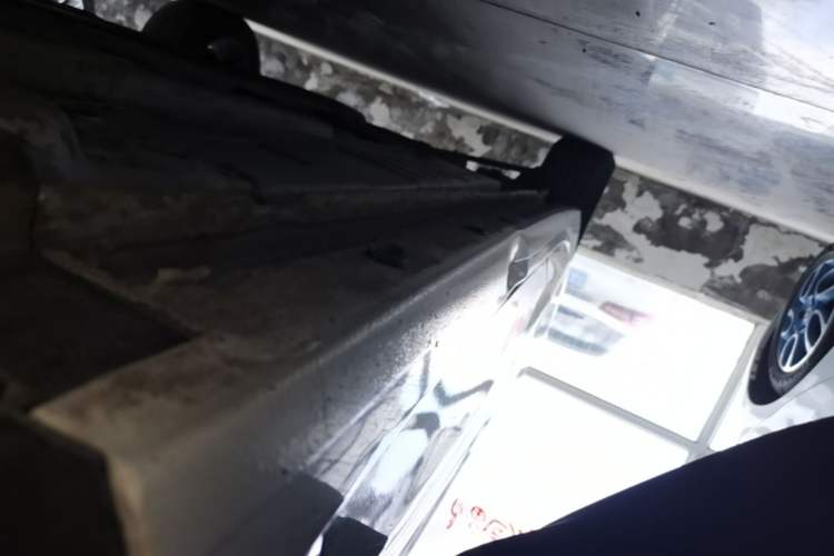 Used Buick Verano 2018 Sedan 15S Automatic Leading Model Right Side Sill