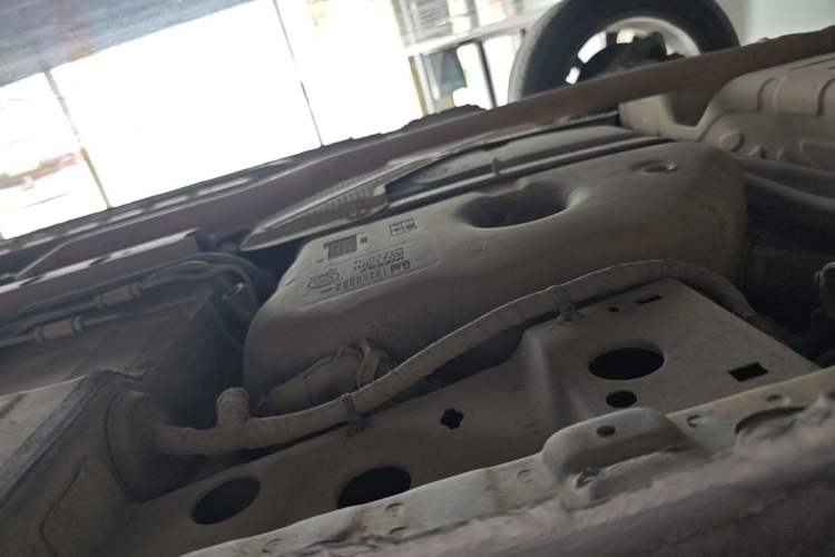 Used Buick Verano 2018 Sedan 20T Dual-Clutch Leading Model Right Side Sill
