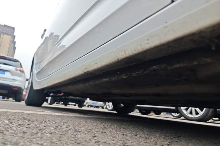 Used Buick Verano 2018 Sedan 15S Automatic Entry Model Right Side Sill