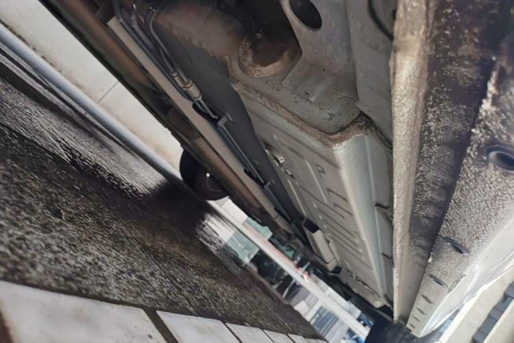 Used Buick Verano 2018 Sedan 20T Dual-Clutch Leading Model Right Side Sill