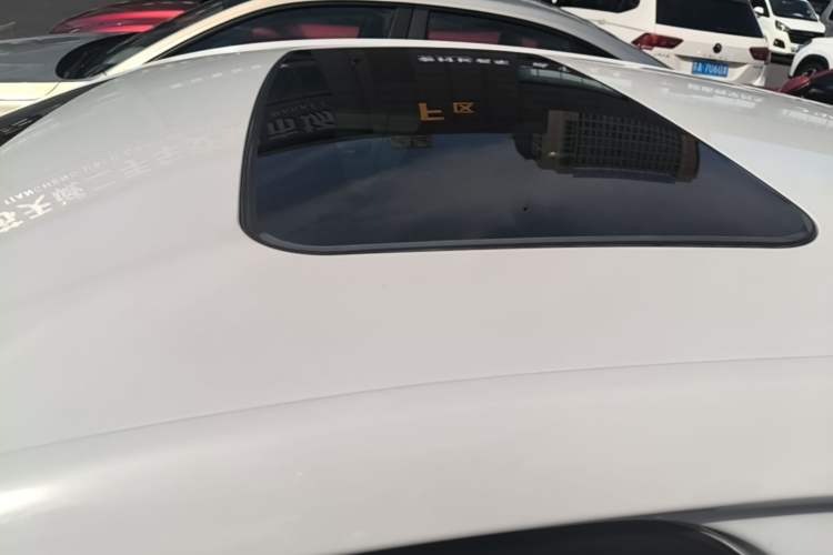 Used Buick Verano 2018 Sedan 20T Dual-Clutch Leading Model Roof