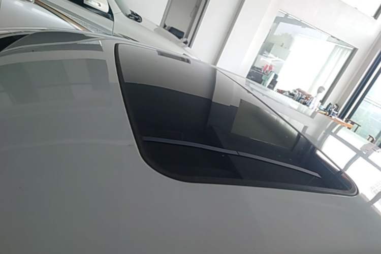 Used Buick Verano 2018 Sedan 15S Automatic Leading Model Roof