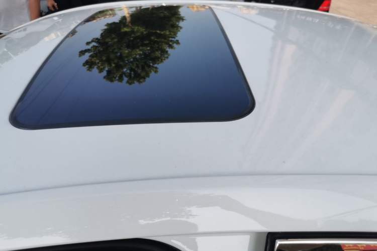 Used Buick Verano 2018 Sedan 20T Dual-Clutch Leading Model Roof