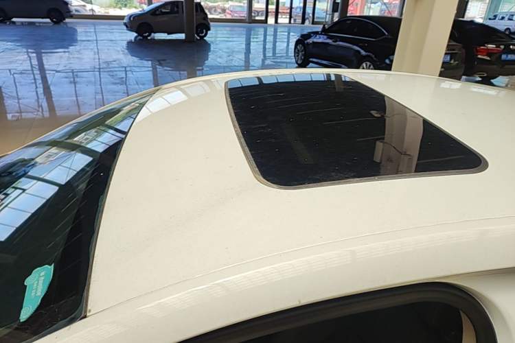 Used Buick Verano 2018 Sedan 15S Automatic Entry Model Roof