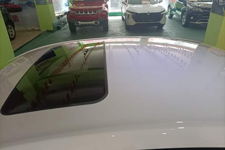 Used Buick Verano 2018 Sedan 15S Automatic Leading Model Roof