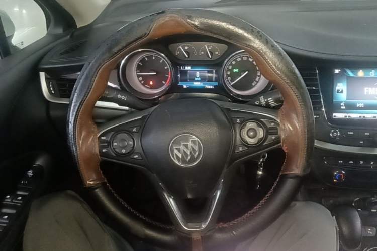 Used Buick Verano 2018 Sedan 15S Automatic Leading Model Steering Wheel