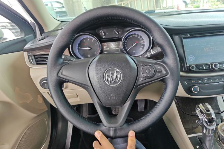 Used Buick Verano 2018 Sedan 15S Automatic Entry Model Steering Wheel