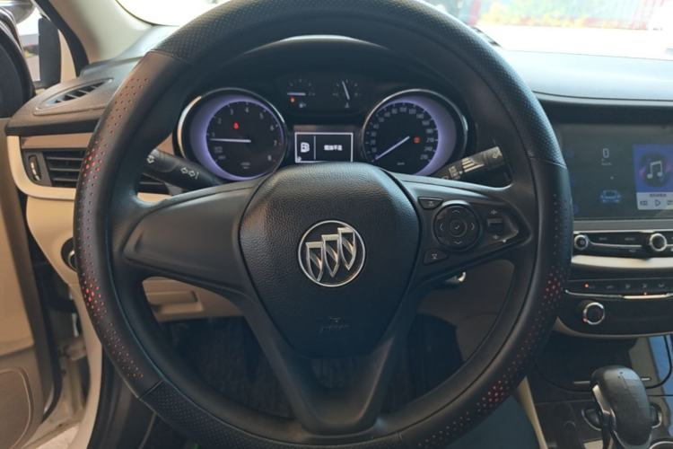 Used Buick Verano 2018 Sedan 15S Automatic Entry Model Steering Wheel