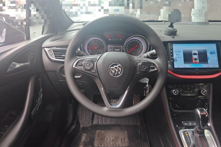 Used Buick Verano 2018 Hatchback GS 20T Dual-Clutch Leading Model Steering Wheel