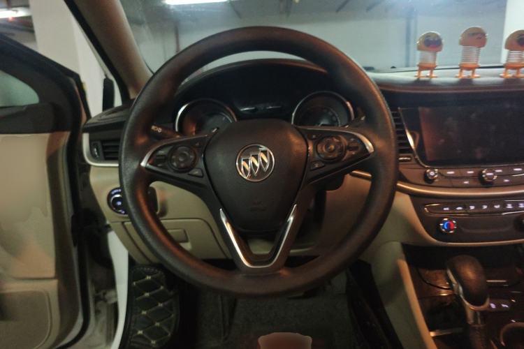 Used Buick Verano 2018 Sedan 15S Automatic Leading Model Steering Wheel