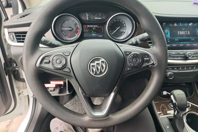 Used Buick Verano 2018 Sedan 20T Dual-Clutch Leading Model Steering Wheel